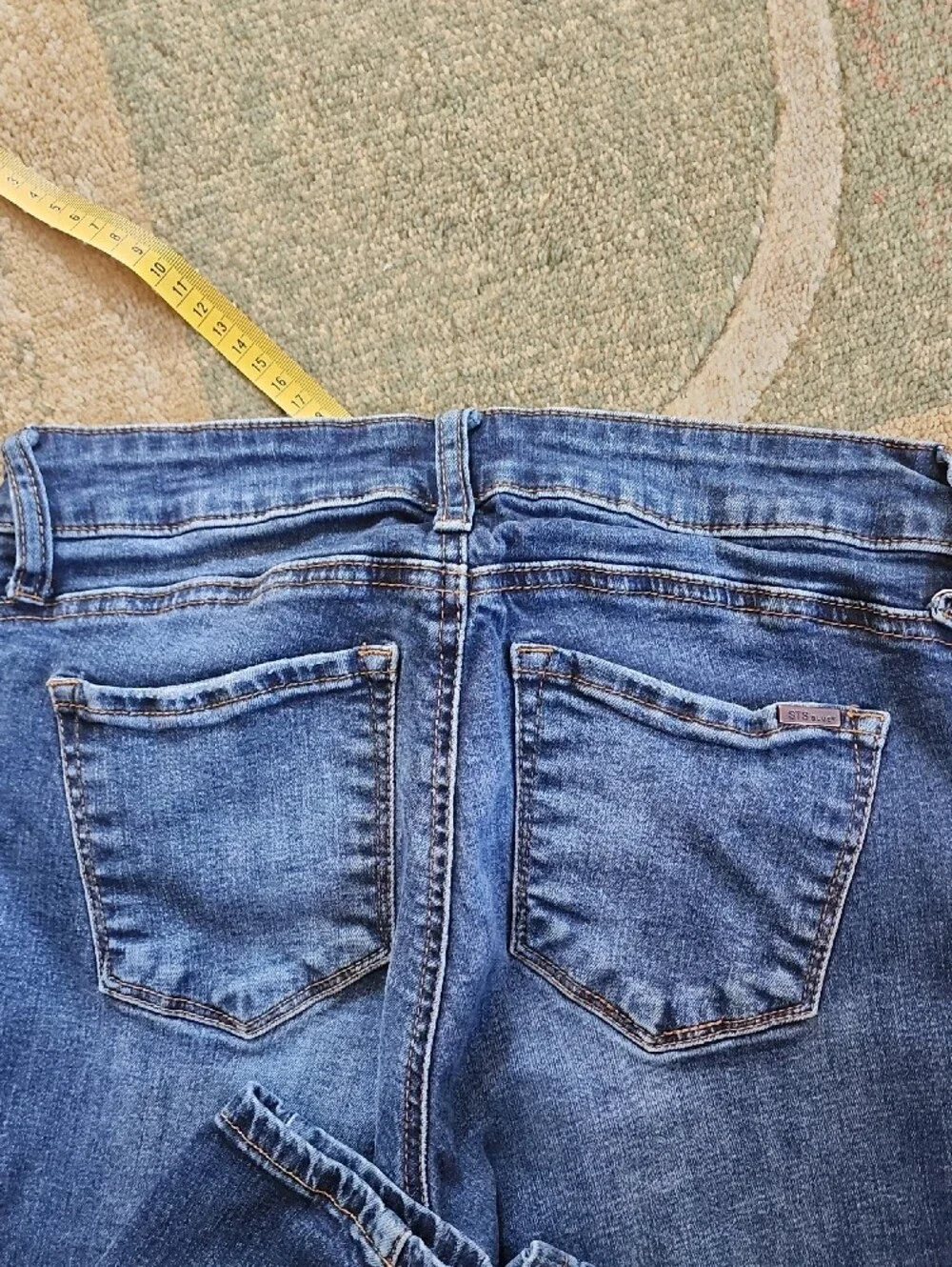 STS, Blue Women's Skinny Jeans in Medium Blue Wash, Size 28